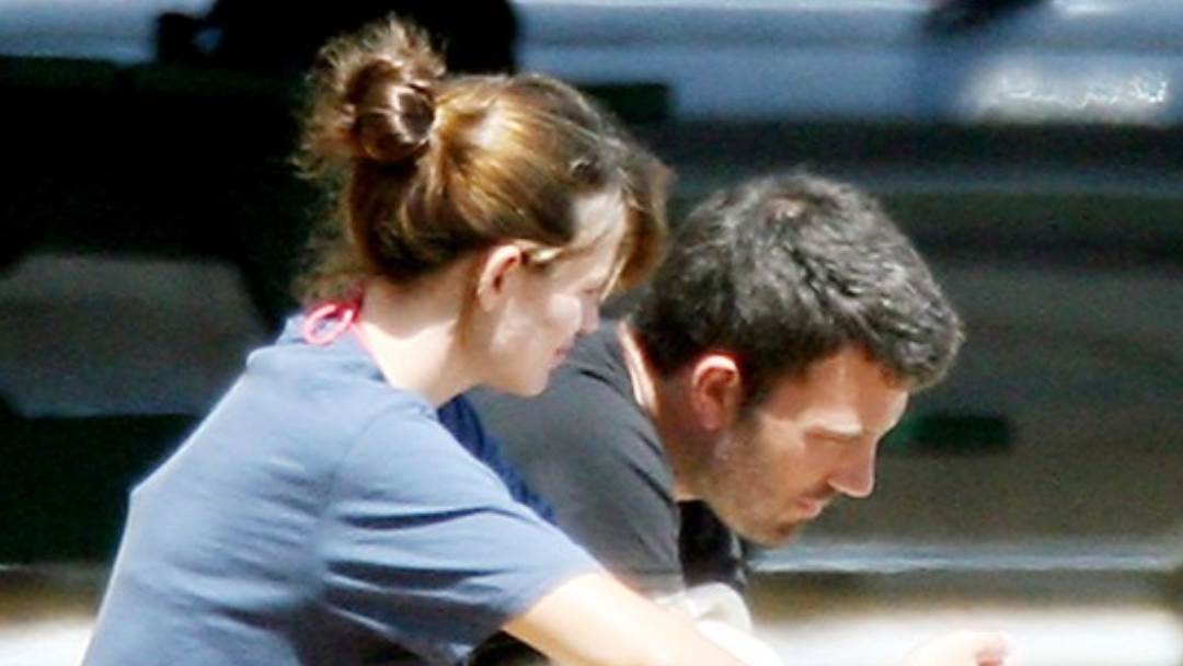 Ben Affleck u zagrljaju bivše supruge Jennifer Garner.jpg