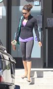 Kako Mila Kunis izgleda bez trunke make-upa?