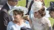 Kate Middleton i Carole Middleton.jpg