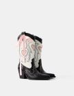 Čizme western stila s potpeticom i mašnom/ Bershka/ 59,99 EUR