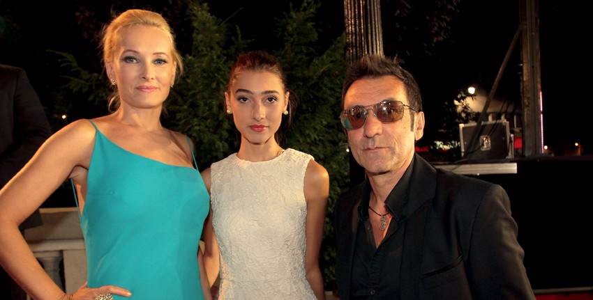 Tanja Ribič i Branko Đurić s kćeri Zalom Đurić.jpeg