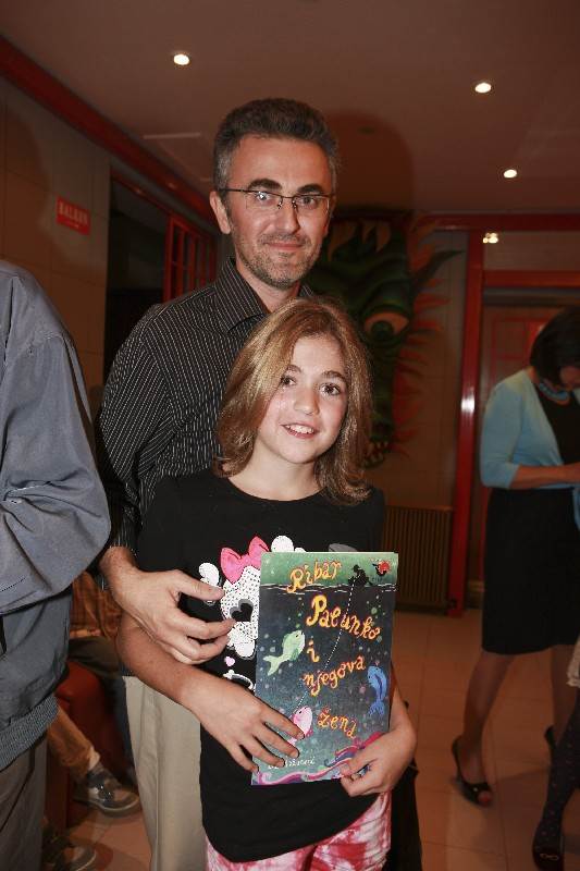 Kako izgledaju supruga i kćer Zorana Vakule?