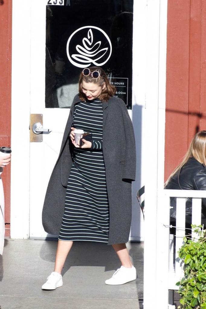 Miranda Kerr u trudnoći bira ili usko ili kratko