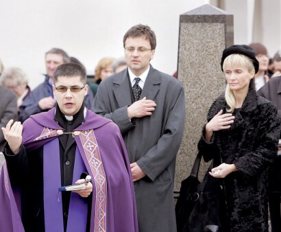 PROVJERITE UZ OVE KODOVE: Ako sumnjate da vas netko prati