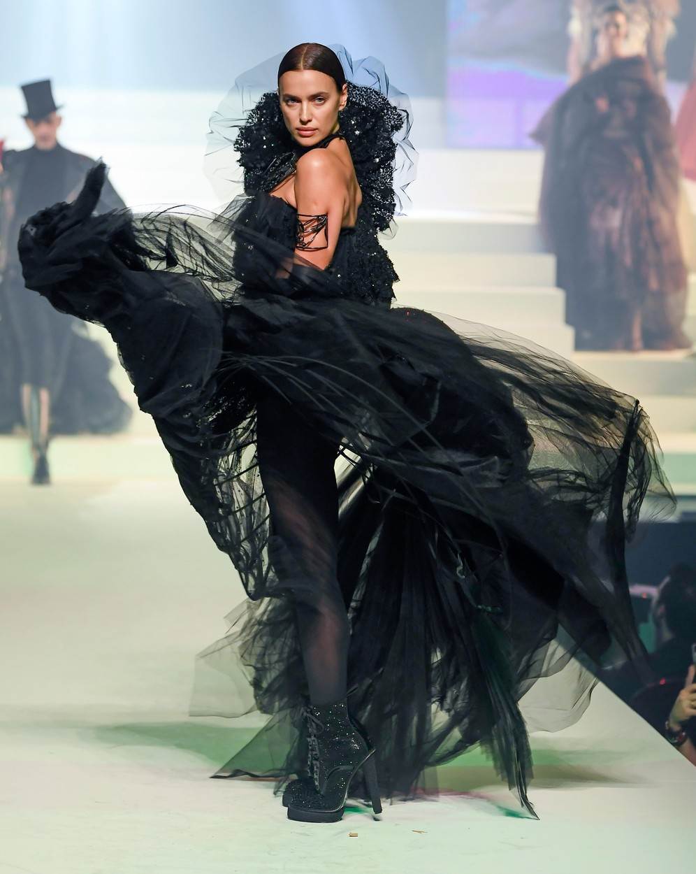 Zvijezde se oprostile od legende modnog svijeta