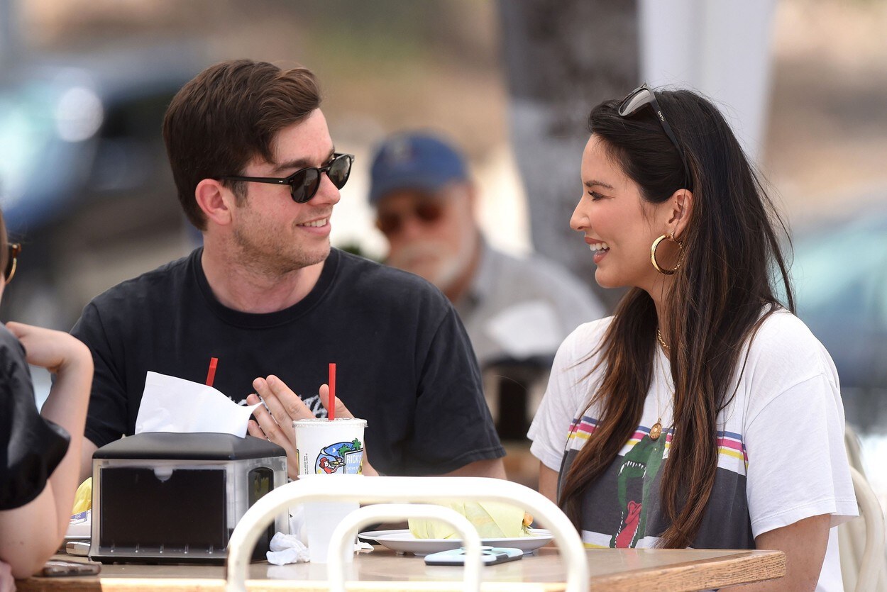 Olivia Munn i John Mulaney zajedno su dobili prvog sina