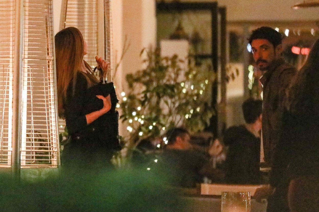 Sofia Vergara je snimljena s misterioznim muškarcem, a od 2015. je u braku s glumcem Joem Manganiellom.