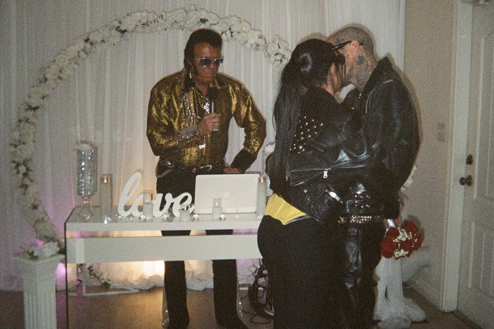 Vjenčali su se Kourtney Kardashian i Travis Barker