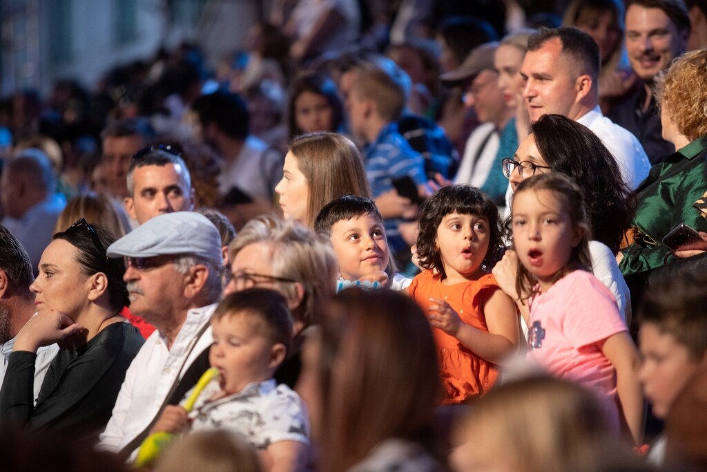 otvorenje 62 mdf-a5.jpg