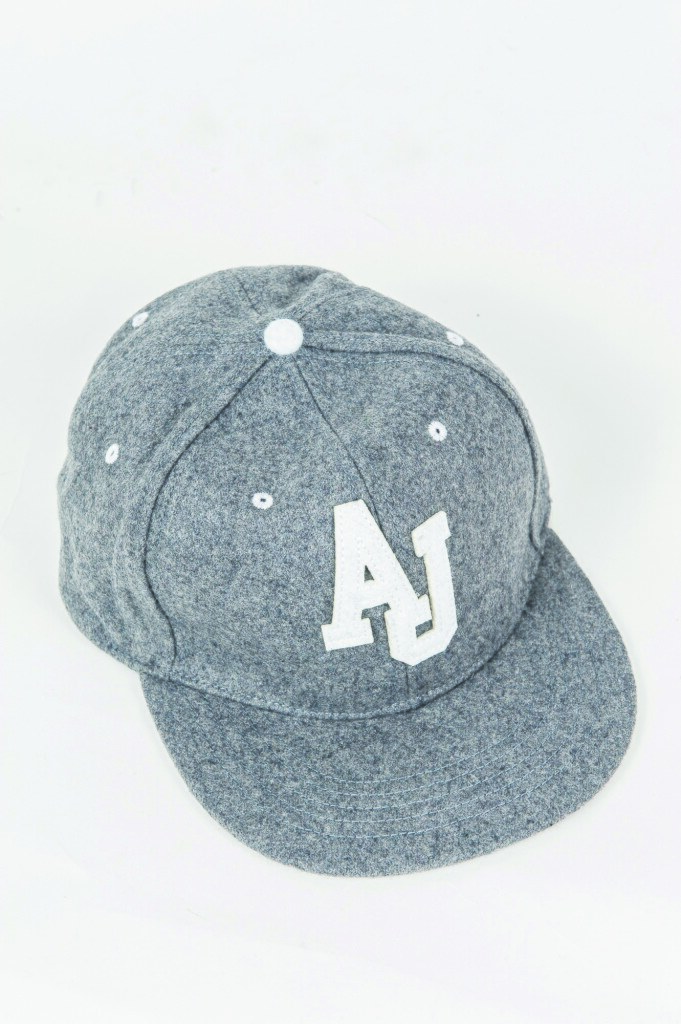 Stavite vlastiti potpis na personalizirani par Armani Jeans traperica