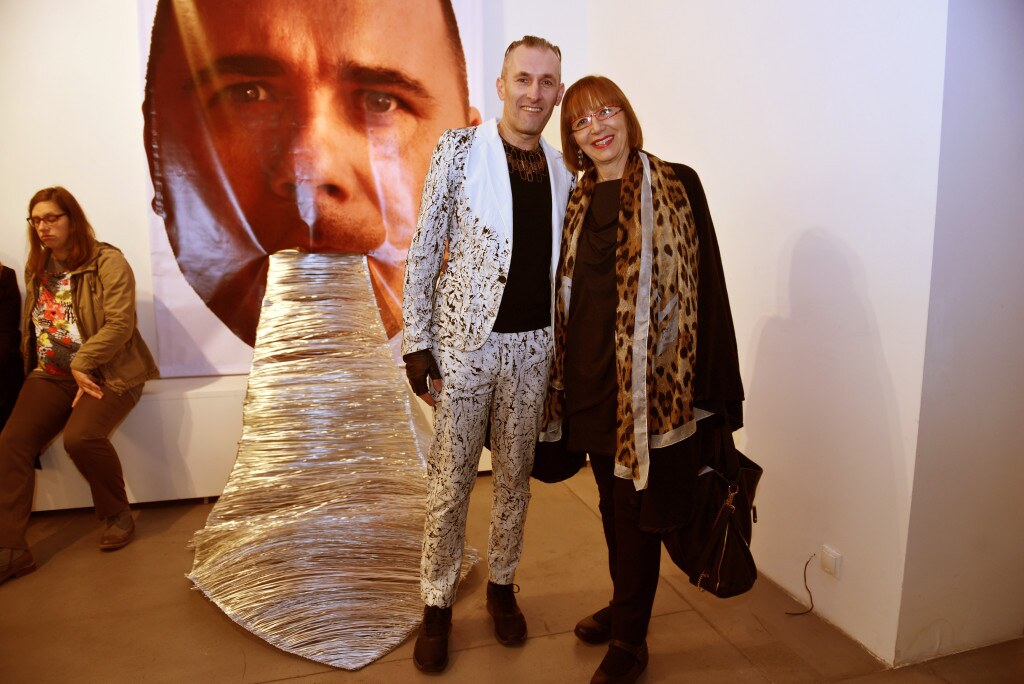 Otvorena izložba Ivana Midžića 'Umjetnik govori čeličnim jezikom'