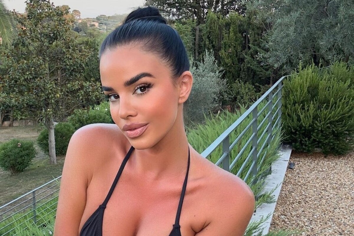 Ivana Knoll krece u glazbene vode