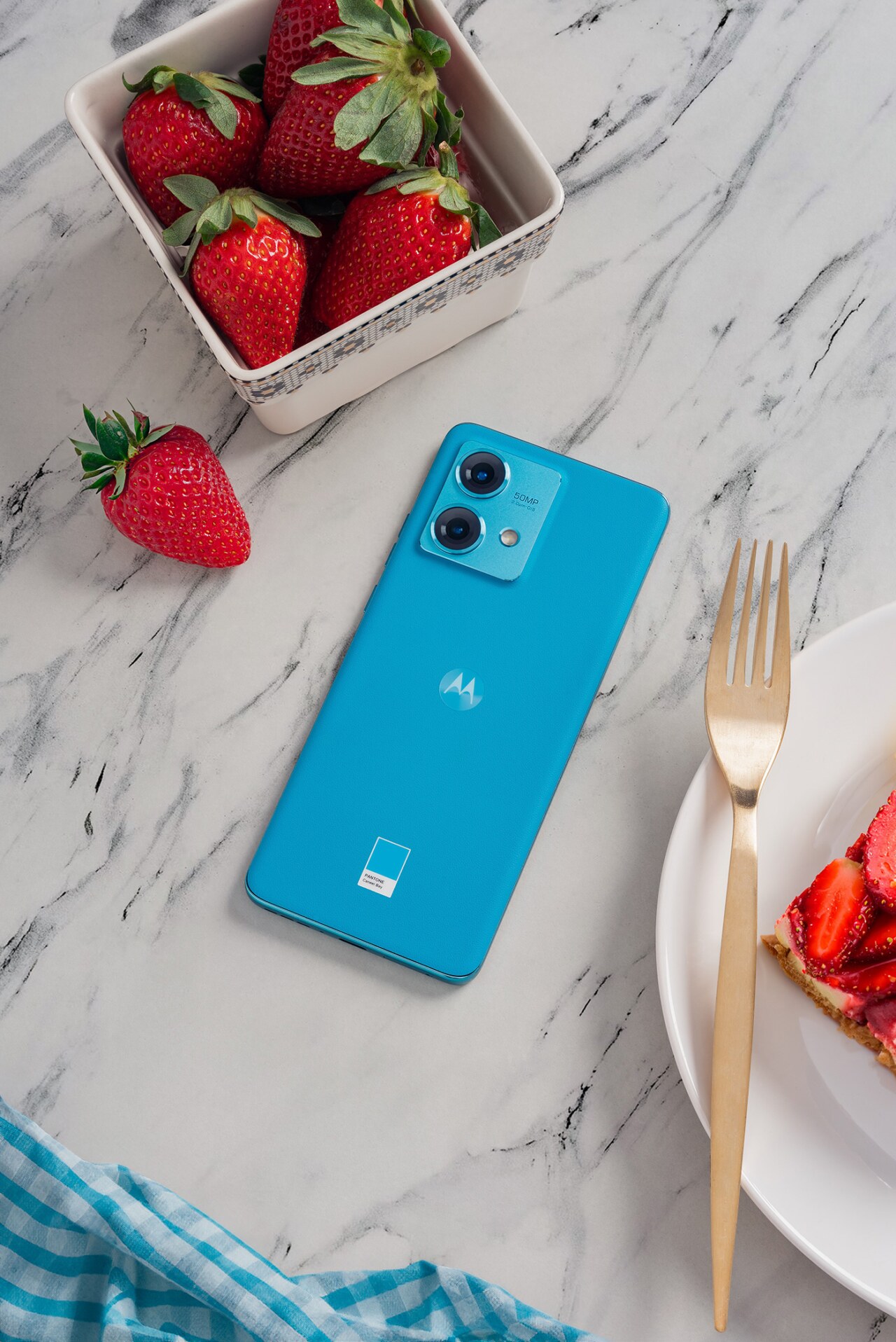 Motorola edge 40 neo Caneel Bay (10).jpg