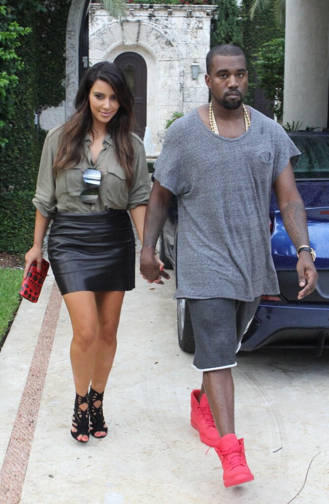 Kim Kardashian i Kanye West: igre ispod kišobrana  