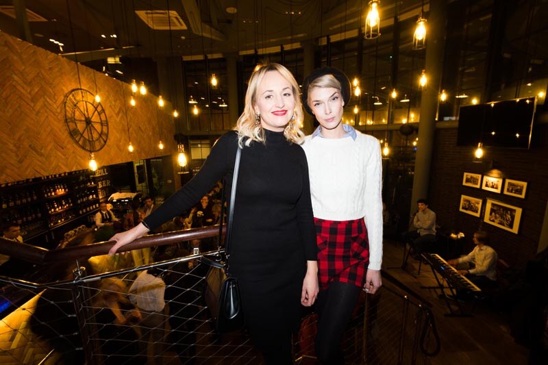 Bivša misica zablistala u rijetkom izlasku bez supruga i kćeri