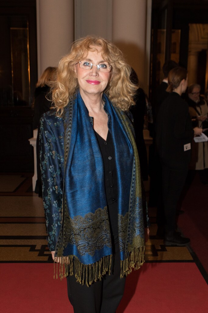 TEATRU S LJUBAVLJU Zrinka Cvitešić skinula štikle i zablistala u tri haljine