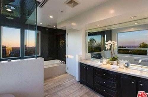 Harry Styles prodaje kuću za 40 milijuna kuna