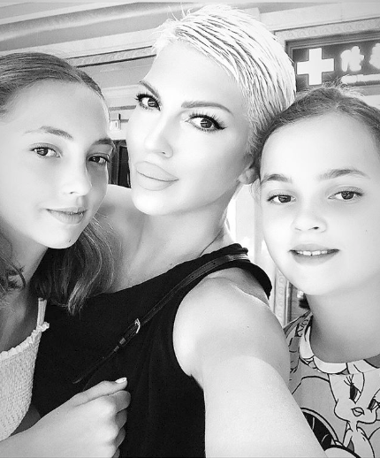 Karleuša napokon u dugo priželjkivanom društvu