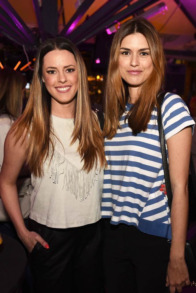 PRILIKA ZA POKAZIVANJE Koja je domaća ljepotica sinoć isfurala najbolji styling?