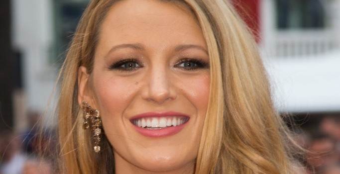 POČEO CANNES FILM FESTIVAL Gledalo se samo haljinu trudnice koja nije nosila grudnjak ni gaćice