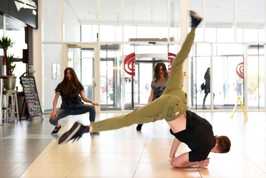 Brojni poznati pohrlili u proljetni shopping