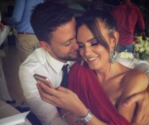 Ana Bebić udala se za sprskog direktora i nestala se scene