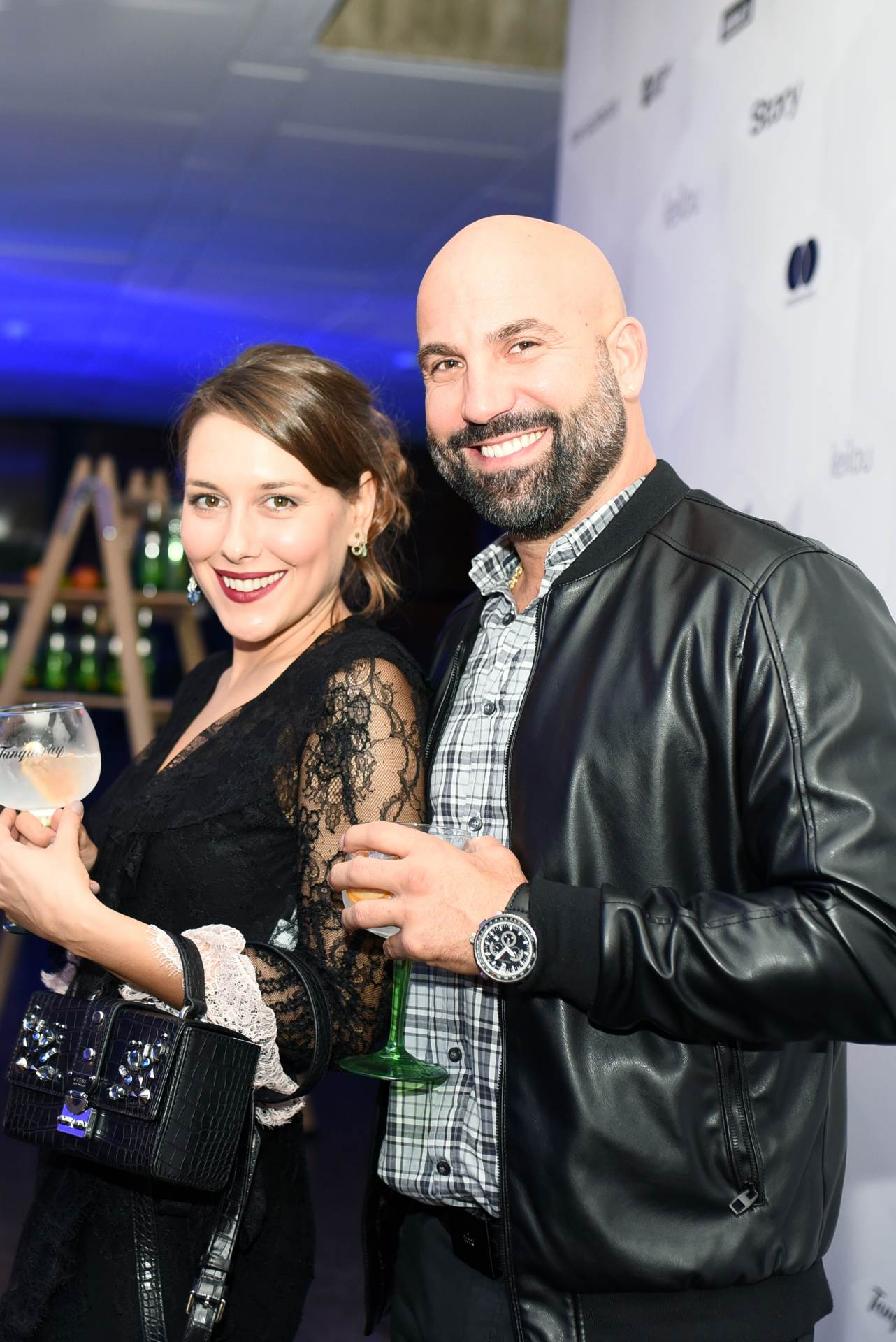 Aleksandra Dojčinović pokazala poveći trudnički trbuh