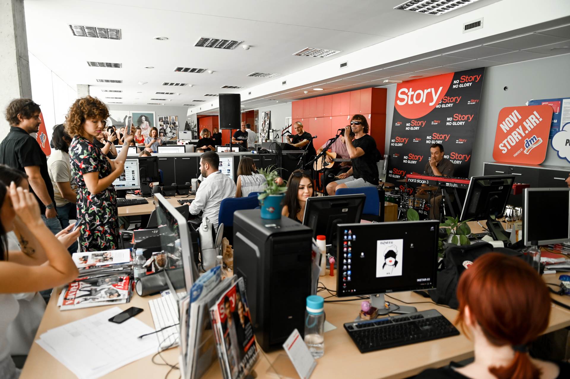 Kako je to bilo u redakciji Storyja za vrijeme promocije novog ruha