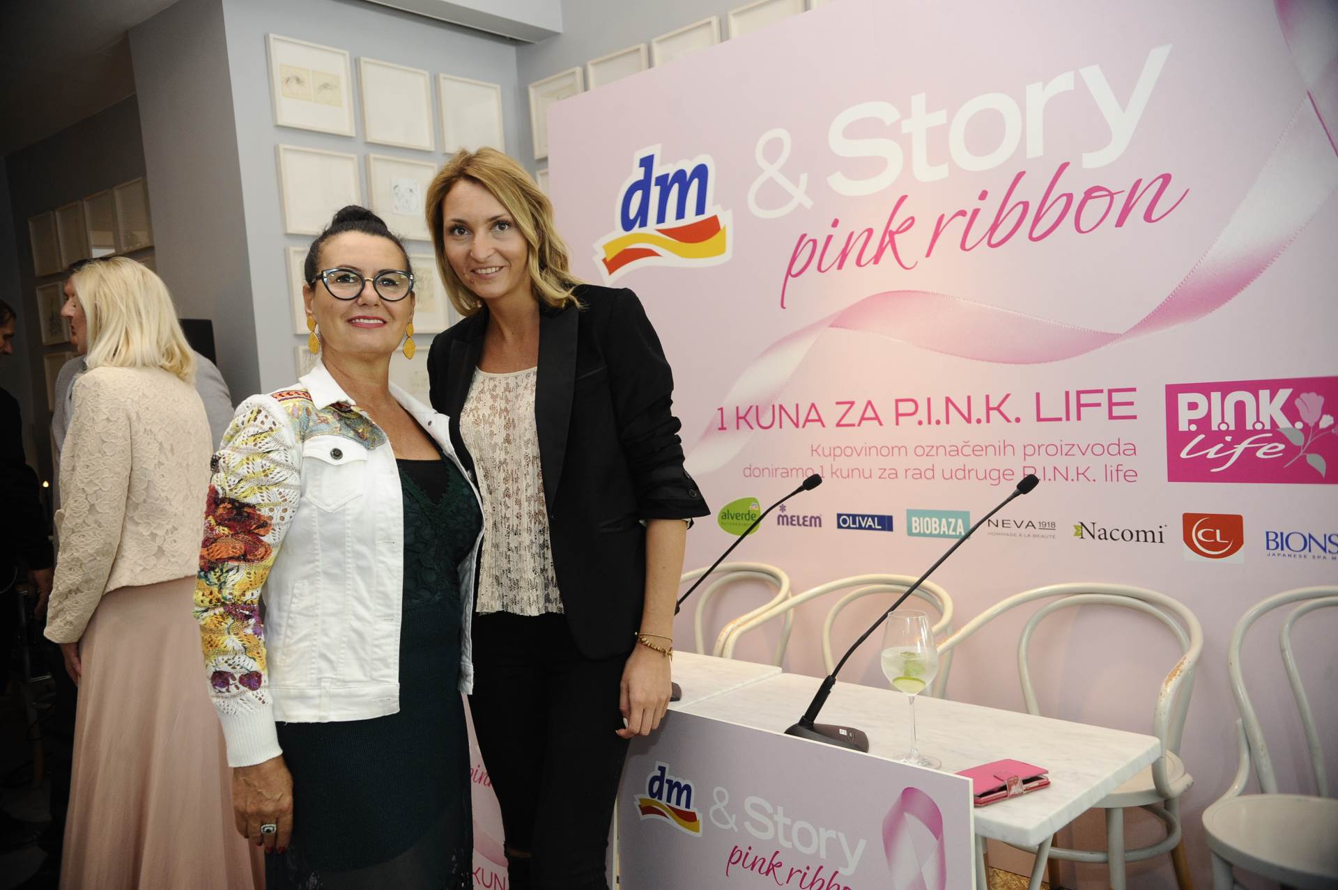 PINK RIBBON Story u suradnji s dm-om u borbi protiv karcinoma dojke