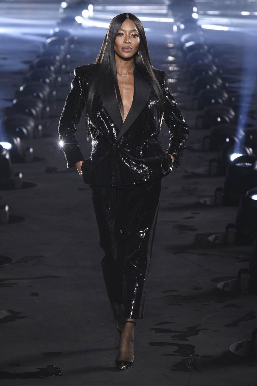 ALL BLACK Nov način odijevanja u crno od glave do pete