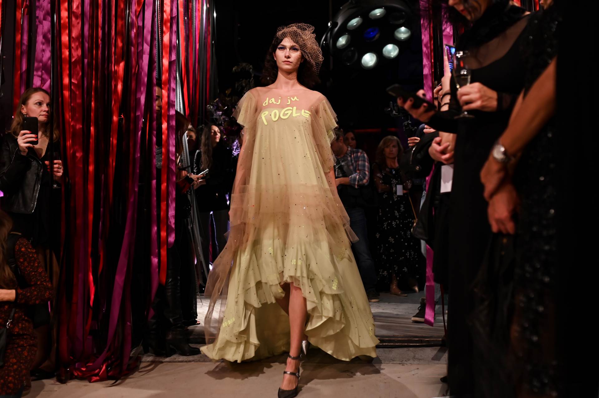 U mističnom ambijentu Jadran filma, održana je revija modnog dvojca Boudoir