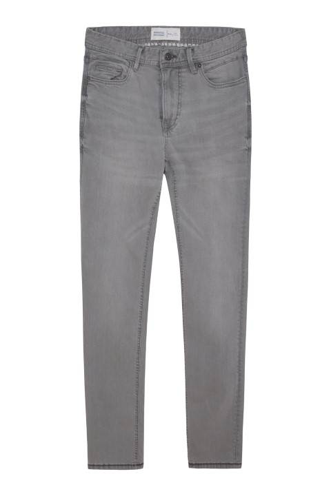 Springfield slavi prvu obljetnicu svoje kolekcije RECONSIDER