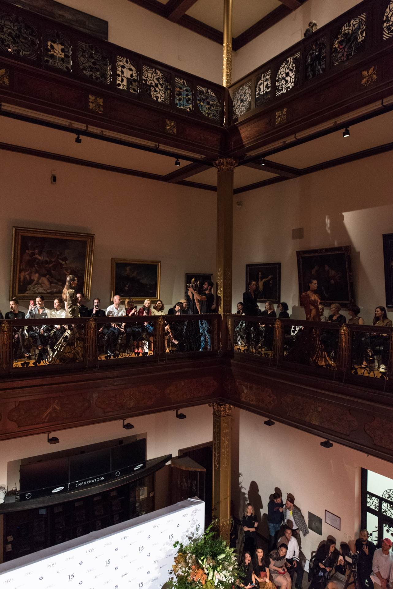 eNVy room proslavio 15 godina stvaranja rapsodijom glamura i elegancije