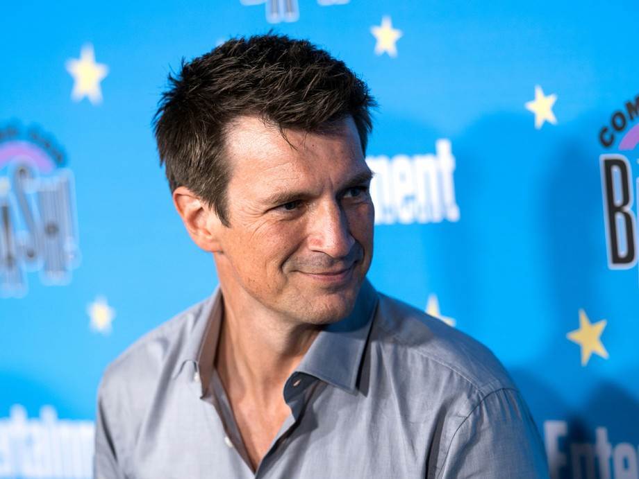 Nathan Fillion iz serije Castle danas je neprepoznatljiv