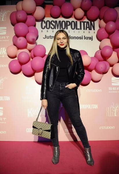 Vesna Pisarović zapalila je Cosmo brucošijadu!