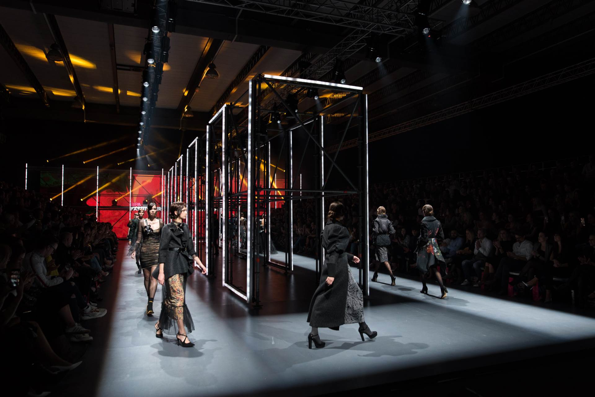 Moda koja ruši granice na trećem danu Bipa FASHION.HR-A