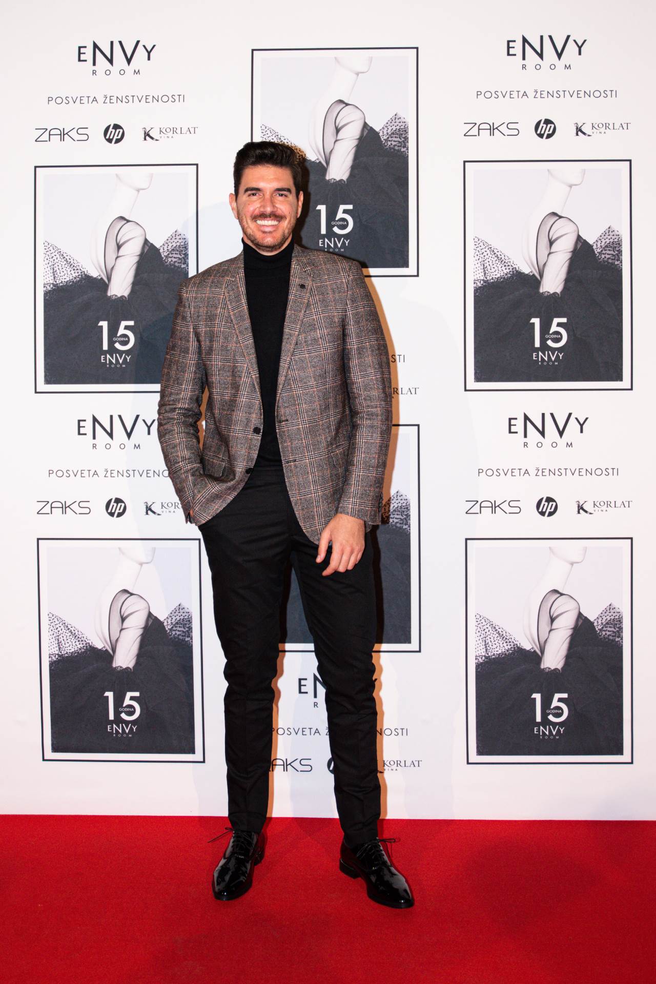 Otvorenjem izložbe "Posveta ženstvenosti" eNVy room proslavio 15 godina