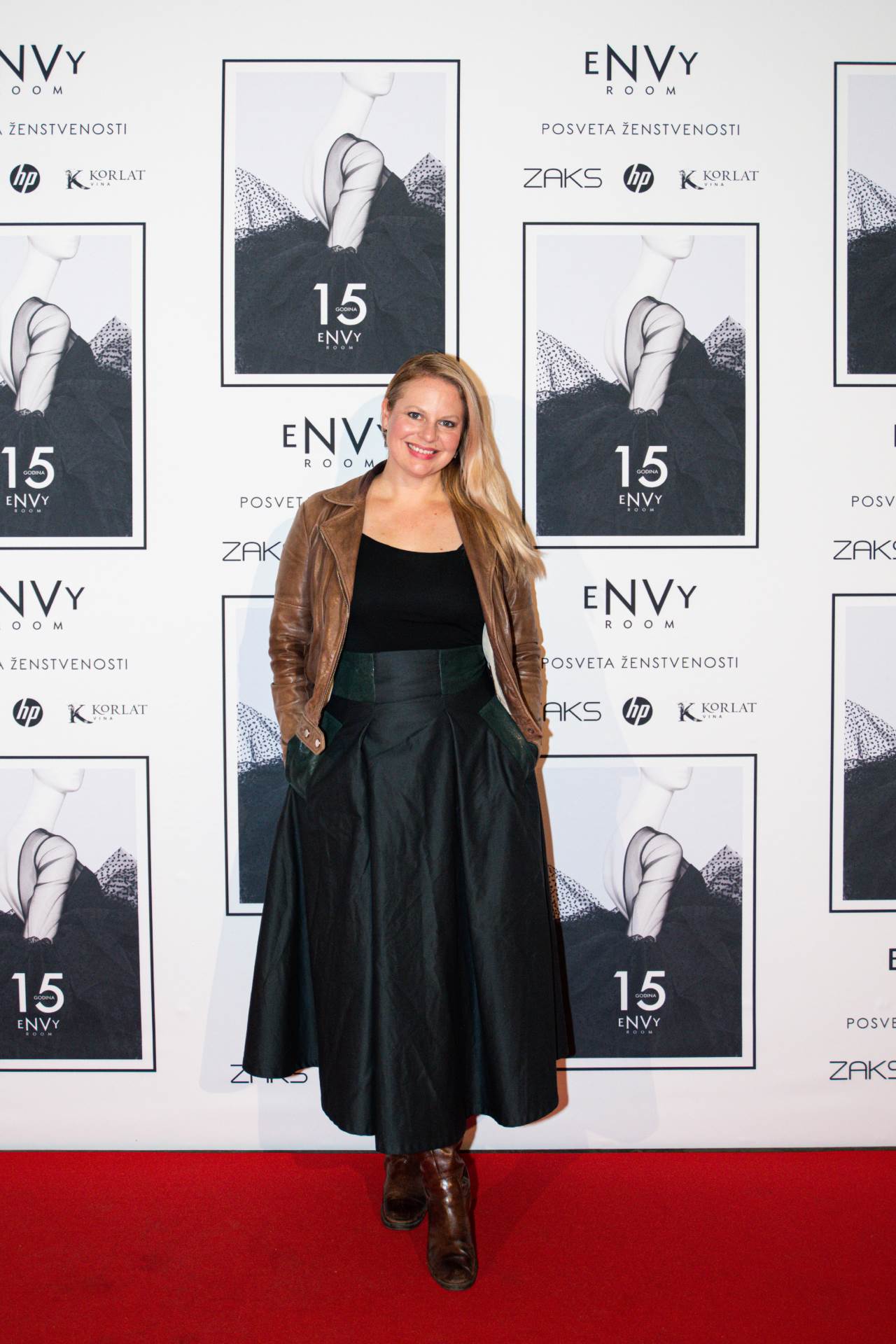 Otvorenjem izložbe "Posveta ženstvenosti" eNVy room proslavio 15 godina