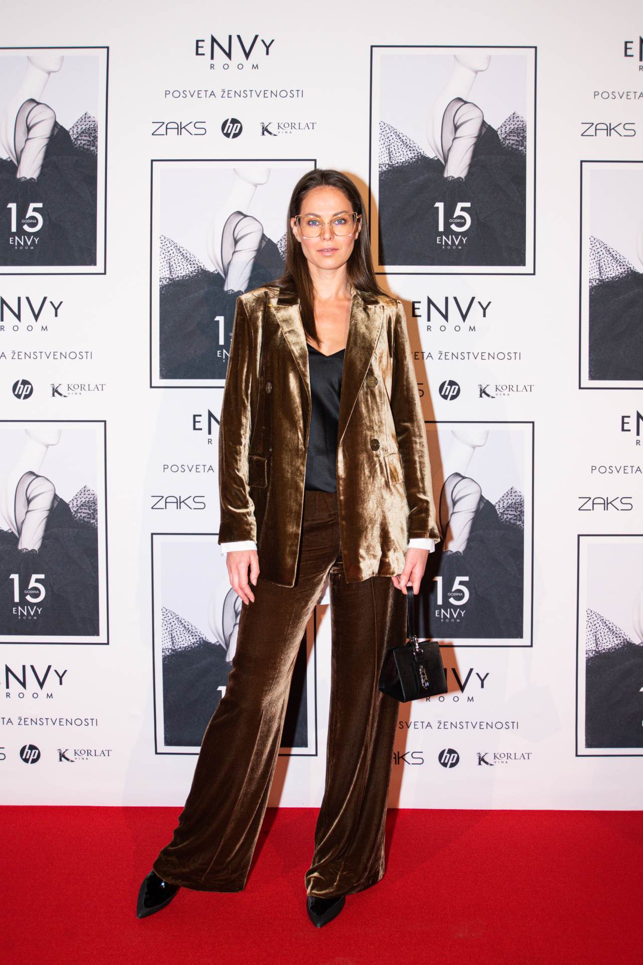 Otvorenjem izložbe "Posveta ženstvenosti" eNVy room proslavio 15 godina