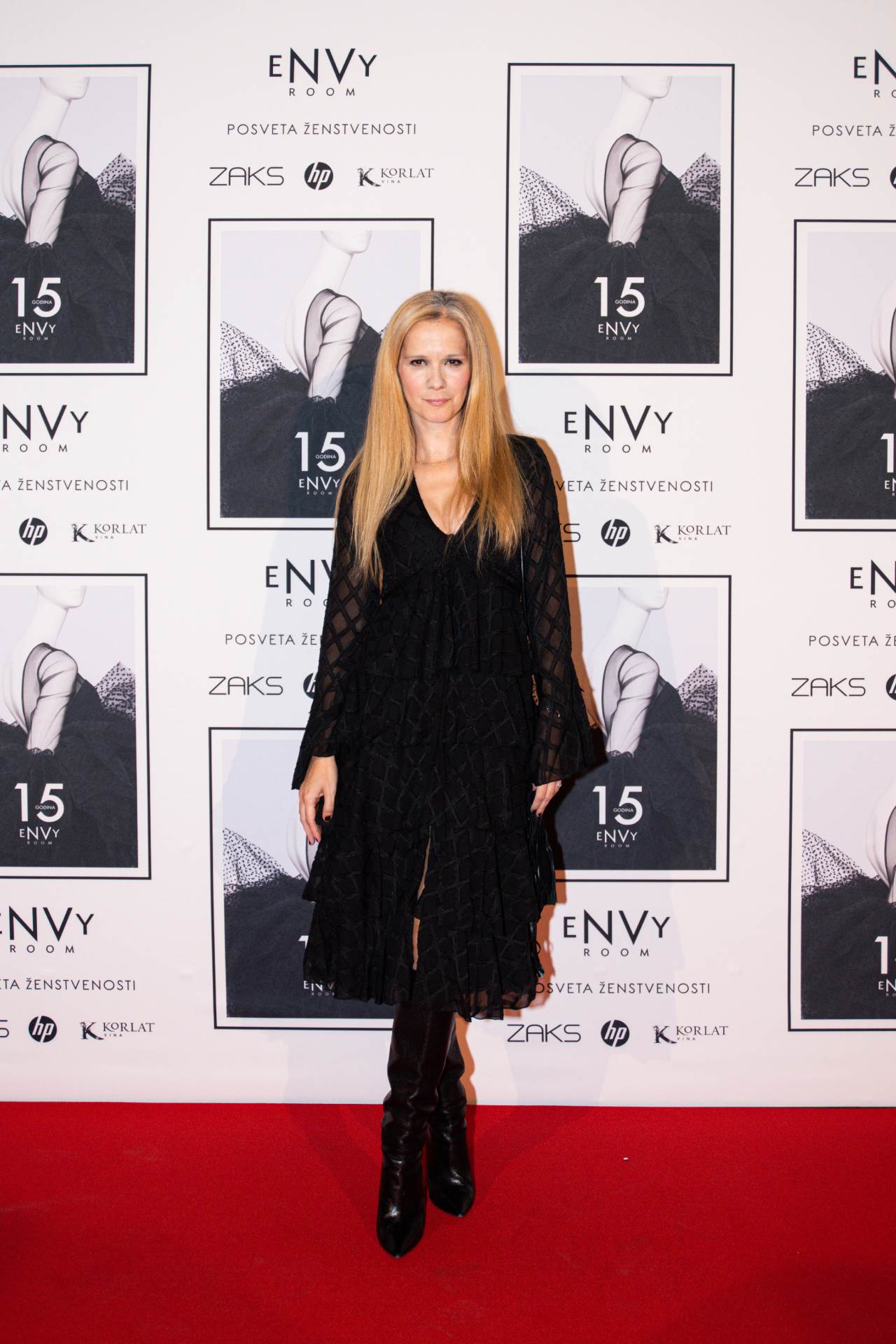 Otvorenjem izložbe "Posveta ženstvenosti" eNVy room proslavio 15 godina