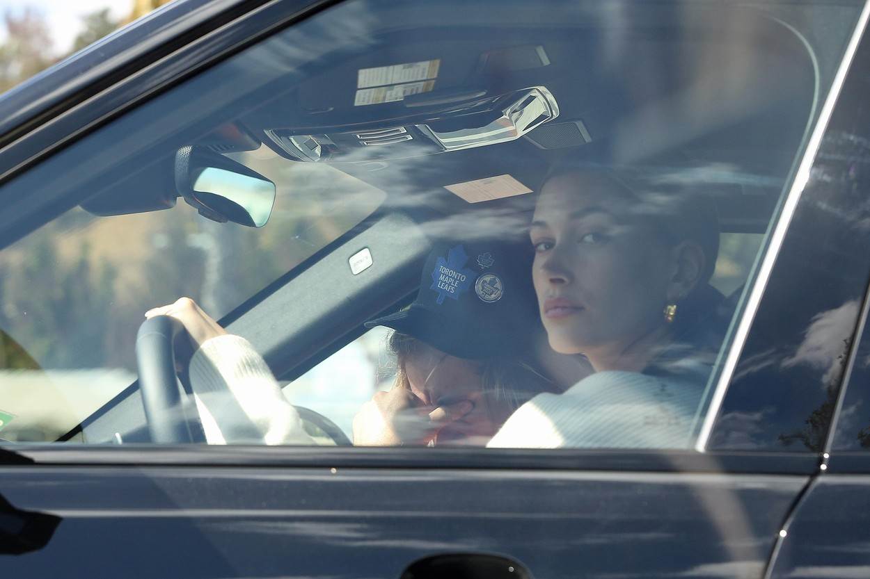 ŠTO SE DOGODILO? Justin Bieber sjedio na klupici i plakao