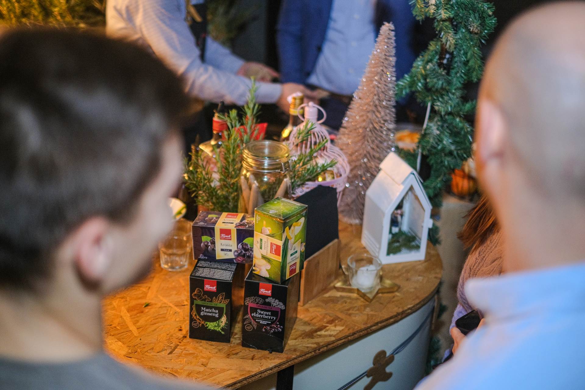 Nezaboravno božićno druženje uz omiljene Franck čajeve i koktele s čajem