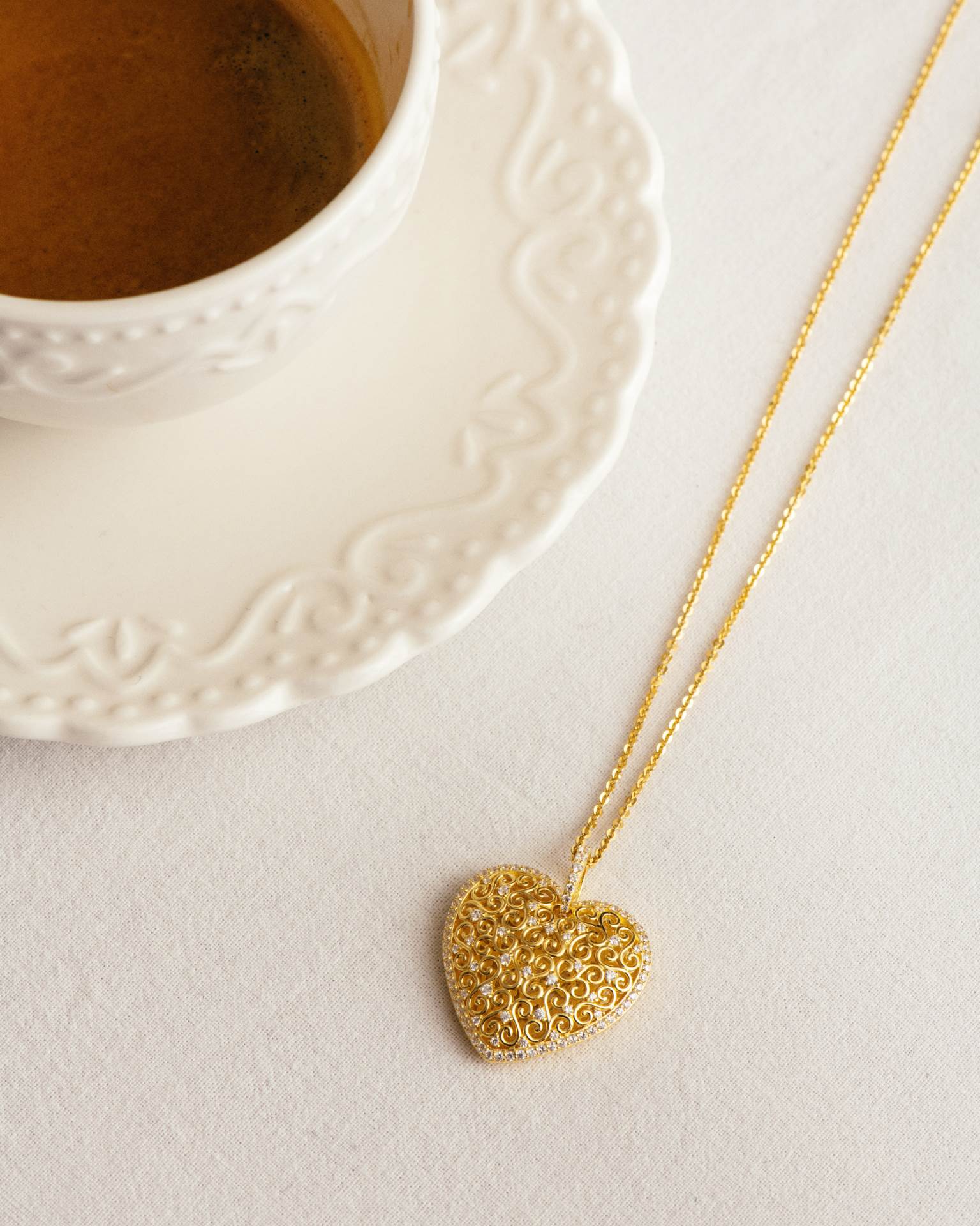 Ovih blagdana pokloni osmijeh uz Argentum