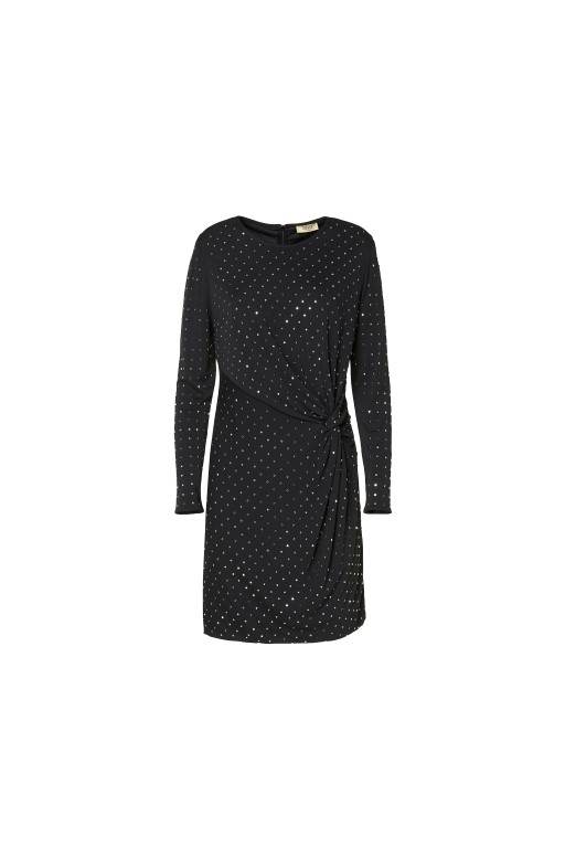 Vrijeme je da zablistaš: sve što vam treba za novogodišnji outfit