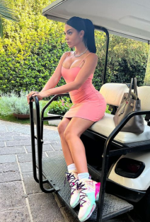 Kako Georgina Rodriguez zaraduje novac?