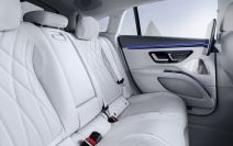 MERCEDES-BENZ EQS: Hyperscreen širine 1,41 metara u kabini automobila