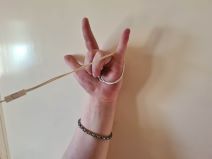 NEMA VIŠE ZAPETLJANIH KABELA Evo kako riješiti problem koji muči mnoge