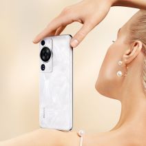 Mother of Pearl: Kakav glamur, kakva kamera!