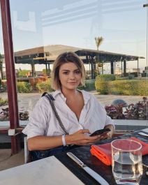 Ella Dvornik