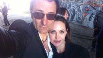 Branko Đurić Đuro i Angelina Jolie